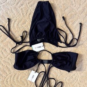 👙 Aritzia Bikini Set – Black – NWT –